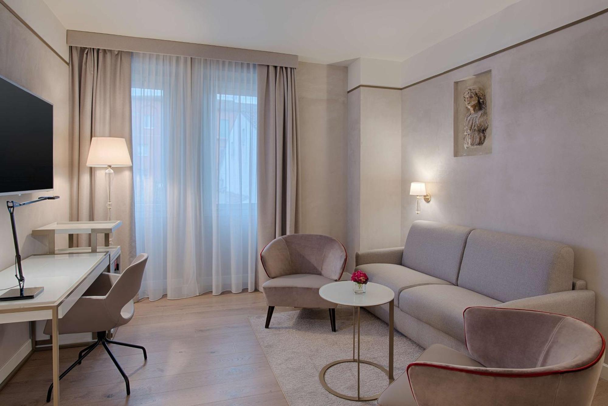 Nh Collection Palazzo Verona Exteriör bild A suite at the hotel