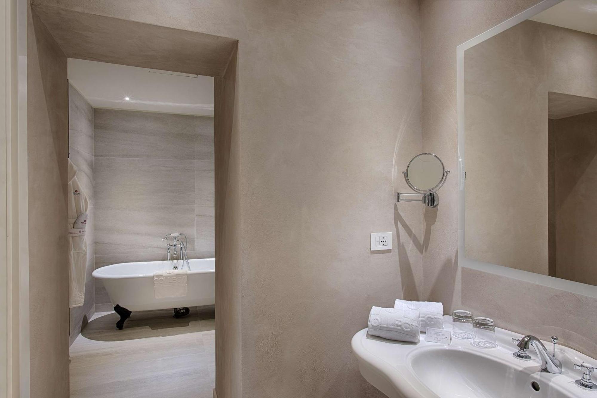 Nh Collection Palazzo Verona Exteriör bild Bathroom